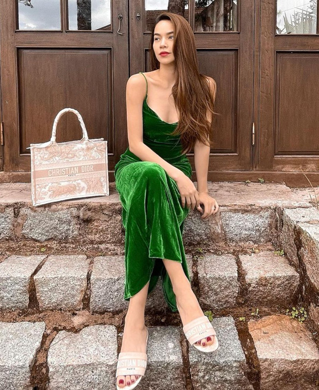 Hà Hồ và thân tín bức xúc vì bị nhân viên Dior Việt Nam coi thường, thái độ lòi lõm và láo với tất cả-3