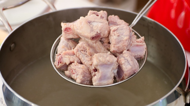 Món canh này có đủ rau đủ thịt, không chỉ ngon mà còn hỗ trợ giấc ngủ cực tốt!-3