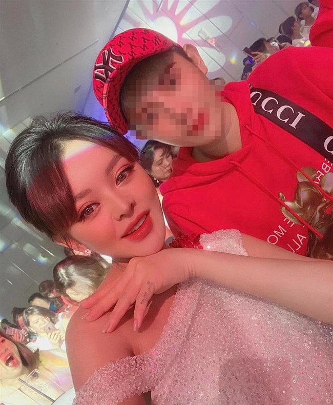 Danh tính nhân viên giúp Trang Nemo đánh người, bất ngờ thu nhập lên tới cả trăm triệu đồng-4