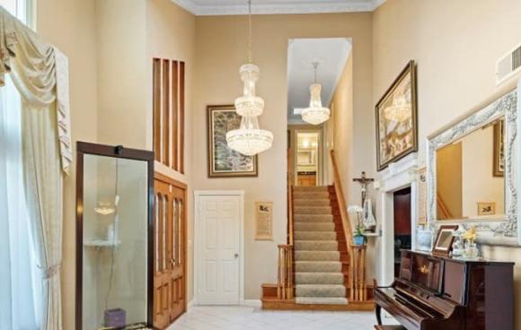 Khám phá cơ ngơi sang chảnh rộng hơn 200 m2, trị giá gần 30 tỷ của ca sĩ Nguyễn Hồng Nhung ở Mỹ-5