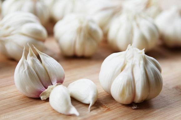 Hóa ra bảo quản tỏi đơn giản như vậy, mùa đông không lo bị thối rữa hay mọc mầm-6