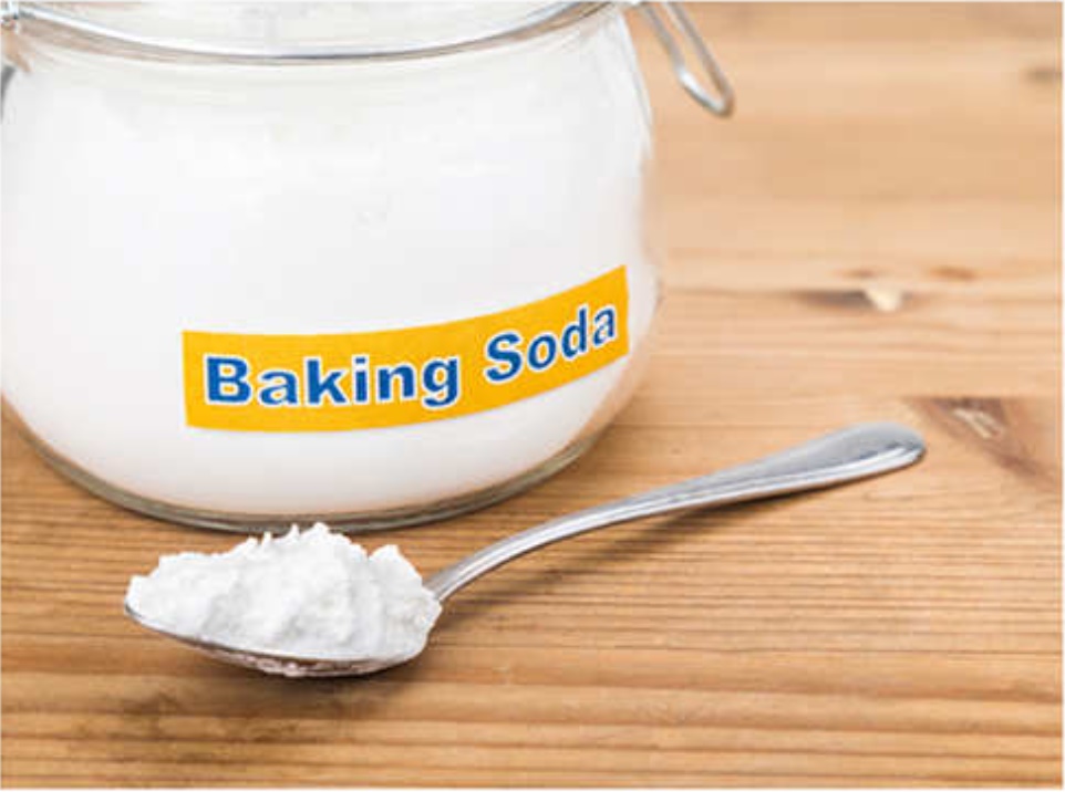 Lấy bột baking soda rắc lên nệm, kết quả sau 1 tiếng sẽ khiến bạn bất ngờ-1
