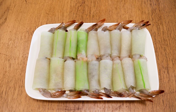 Dạy bạn cách làm món bí cuốn tôm độc đáo mang đến hương vị thơm ngon, ăn không hề biết ngấy-11
