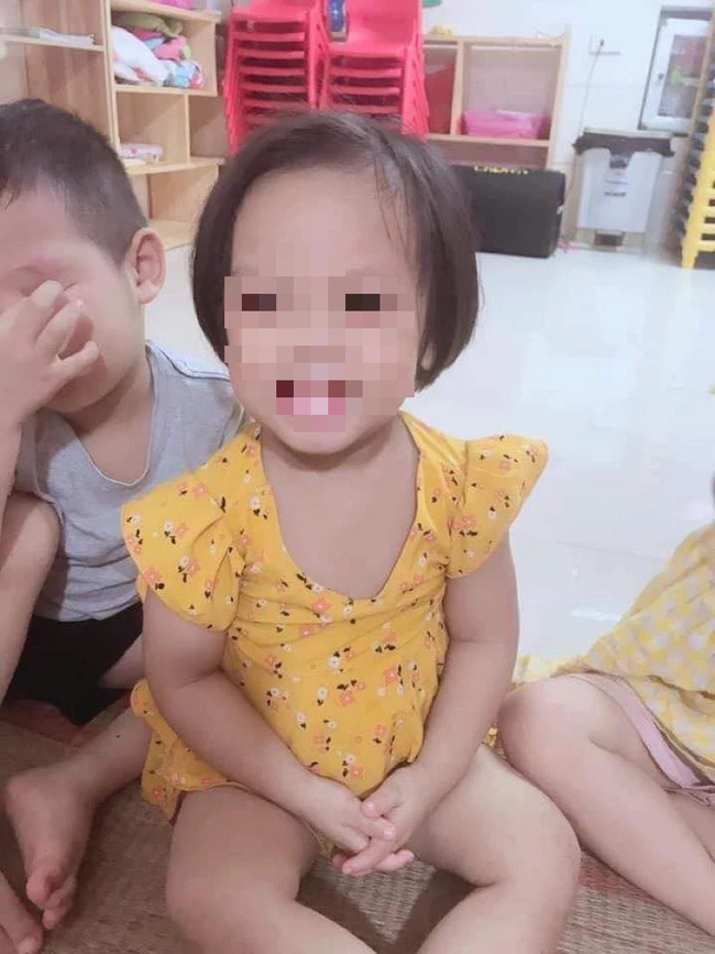 Chủ tịch huyện Thạch Thất: Đã tạm giữ mẹ bé gái 3 tuổi nghi bị bạo hành cùng nhân tình-1