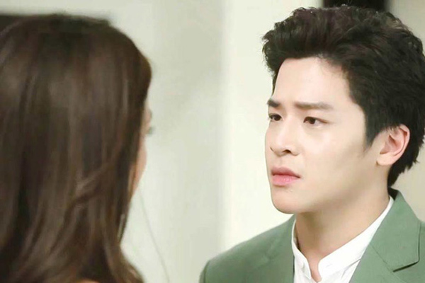 Thấy chậu lan chồng mới mua về, nước mắt tôi ứa ra nhưng càng sốc với lời tuyên bố của anh-2