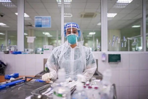Omicron gây bệnh nhẹ, nhưng còn một câu hỏi quan trọng không kém-4