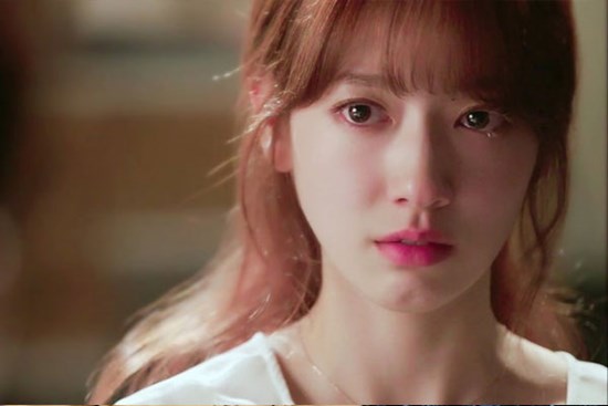 Thấy chậu lan chồng mới mua về, nước mắt tôi ứa ra nhưng càng sốc với lời tuyên bố của anh