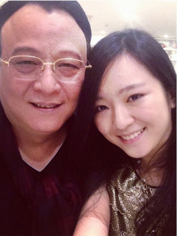 Người thừa kế bí ẩn của tập đoàn Tân Hoàng Minh: Công khai danh phận năm 22 tuổi, là con riêng của chủ tịch với Hoa hậu, nhan sắc ăn đứt dàn rich kid-2