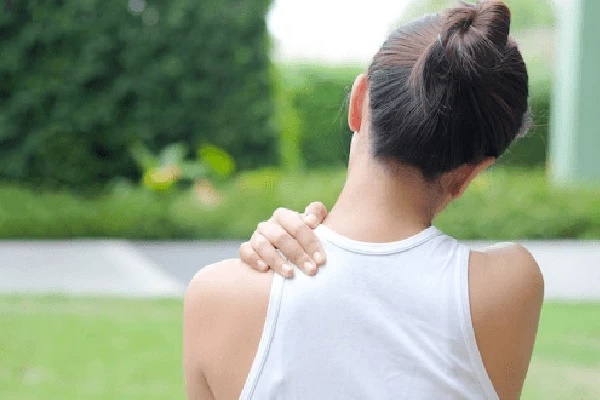 Tế bào ung thư phổi cực thích những người có 2 đau 1 lồi trên cơ thể, mong rằng bạn không có dù chỉ 1 điều-2