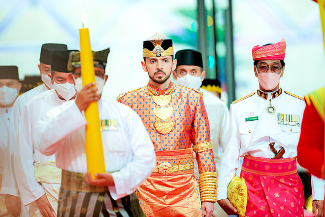 Đám cưới 10 ngày 10 đêm của công chúa hoàng gia giàu nhất thế giới: Xa hoa tột bậc nhưng nhan sắc cô dâu chú rể làm lu mờ tất cả-4