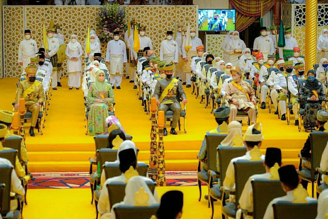 Đám cưới 10 ngày 10 đêm của công chúa hoàng gia giàu nhất thế giới: Xa hoa tột bậc nhưng nhan sắc cô dâu chú rể làm lu mờ tất cả-11