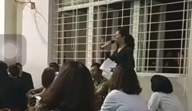 Giáo viên chê học sinh xếp hạng bét trước cả lớp, bà mẹ hùng hồn nói 1 câu: Cô rối rít xin lỗi, vội xem lại trình độ sư phạm của mình-1