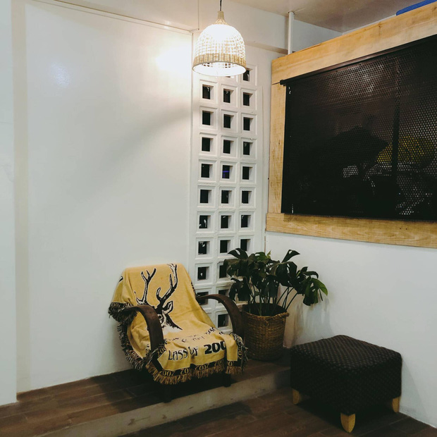 Ông bố cải tạo nhà kho cũ để làm quà sinh nhật tặng con trai, nhà không bản vẽ thiết kế nhưng nghệ chẳng kém quán cà phê-15