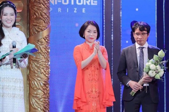 Vợ tỷ phú Phạm Nhật Vượng: Tốt nghiệp thạc sỹ luật quốc tế, hơn 30 năm gắn bó với chồng làm nên những điều “kỳ tích” trong sự nghiệp