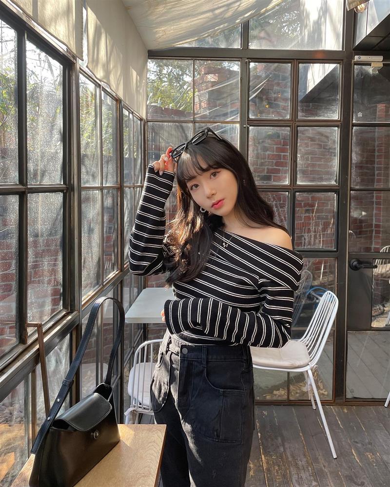 Hotgirl xứ Hàn 1m51 vẫn lên đồ sang xịn như cao 1m60: Loạt chiêu ít ai ngờ tới lại hack dáng cực đỉnh-2