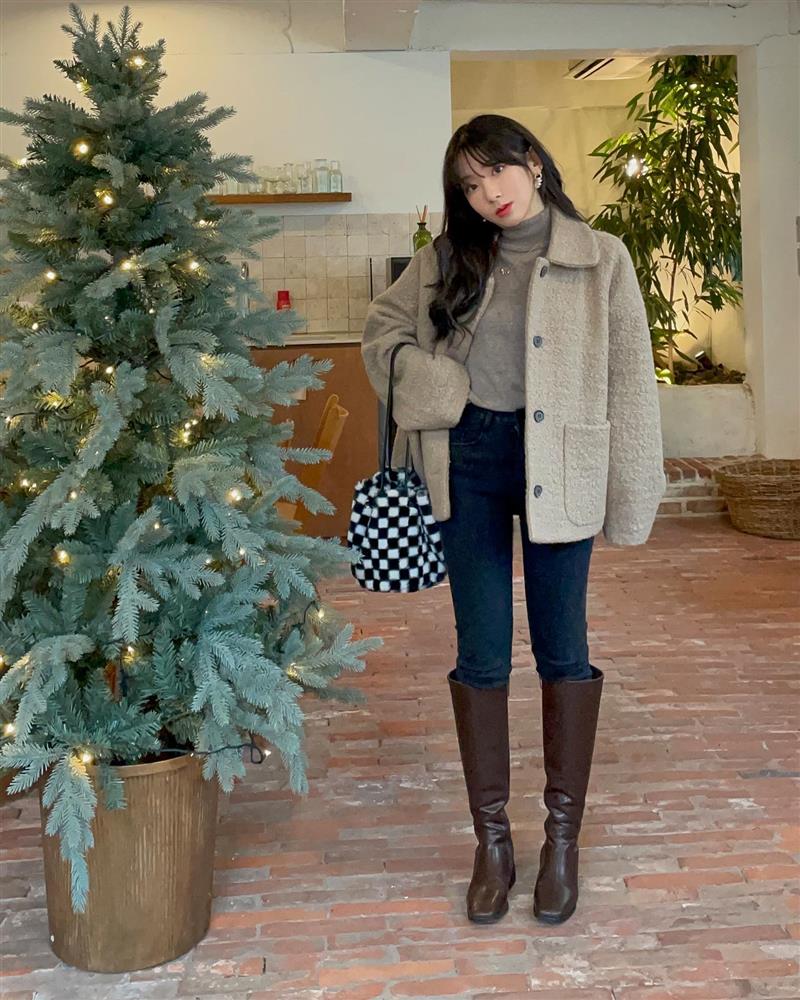 Hotgirl xứ Hàn 1m51 vẫn lên đồ sang xịn như cao 1m60: Loạt chiêu ít ai ngờ tới lại hack dáng cực đỉnh-4