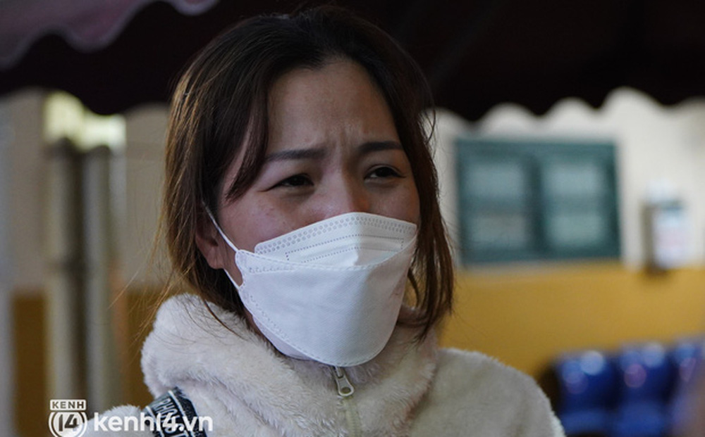 Vụ bé gái 3 tuổi bị đóng đinh vào đầu: Mẹ đẻ từng khẳng định nhân tình không làm gì con gái-1