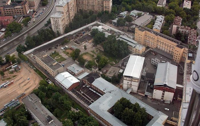 Huyền thoại vượt ngục của tên tù nhân mang 2 tội giết người, đào tẩu khỏi nhà tù bất khả xâm phạm nhất thế giới chỉ bằng... chiếc thìa-1