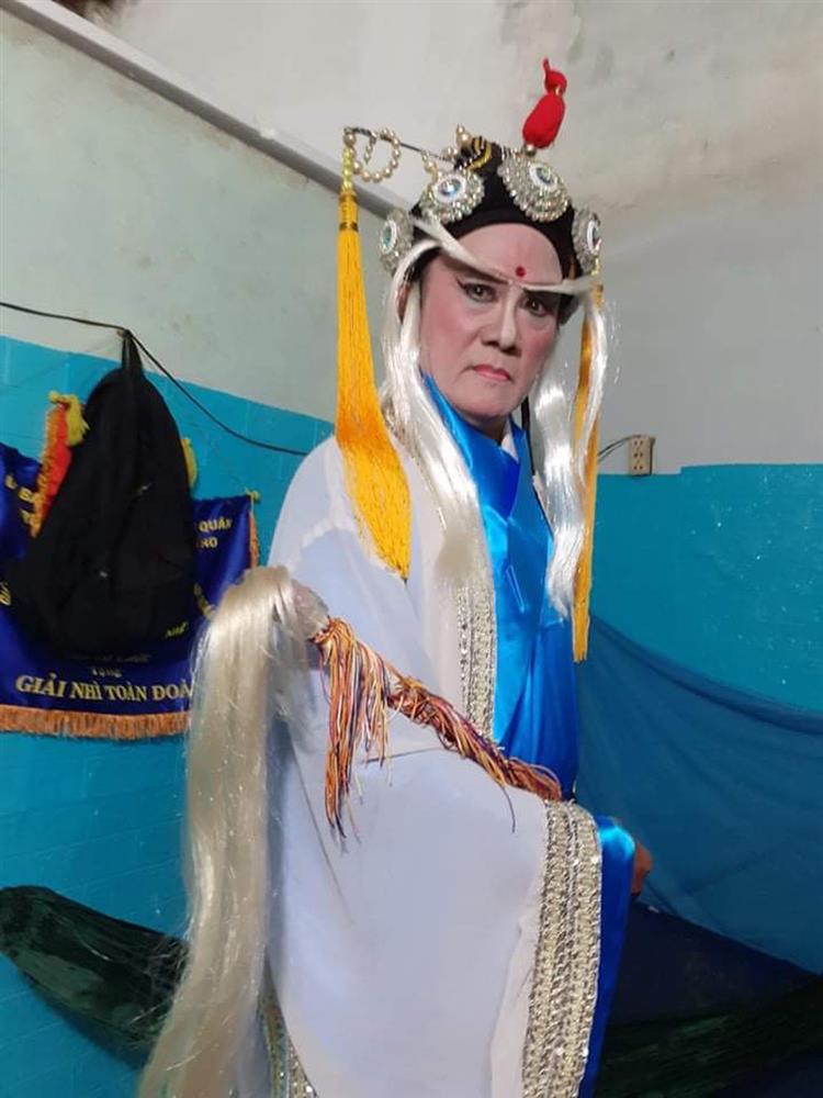 Nghệ sĩ Tiến Phước ở tuổi 62: Tôi không xấu hổ khi mua bán ve chai mưu sinh-3