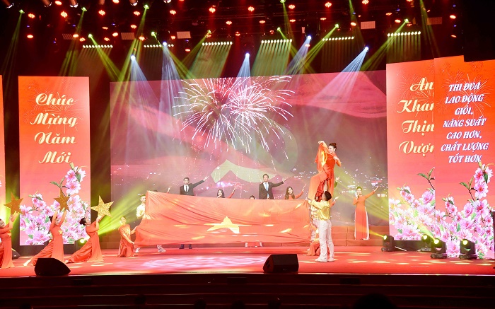 Tiếp sức cho người lao động Thủ đô qua Tết sum vầy - Xuân bình an”-7