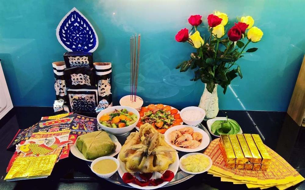 Tiễn ông Công ông Táo về chầu trời, cúng ở đâu để rước tài lộc vào nhà?-1