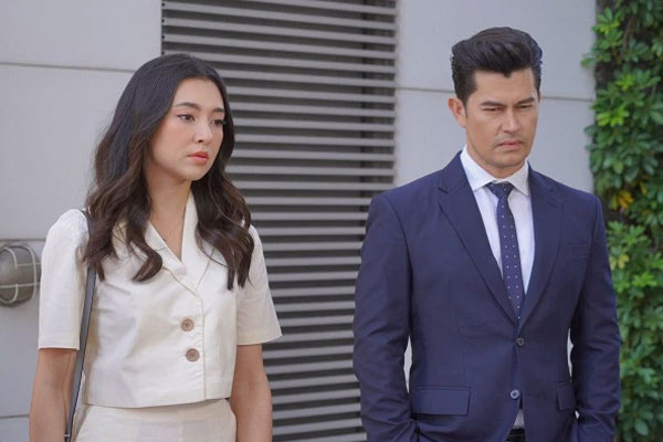 Chồng chăm mẹ ốm, ai ngờ bà tát anh và mắng mỏ không tiếc lời khiến tôi tức điên-1