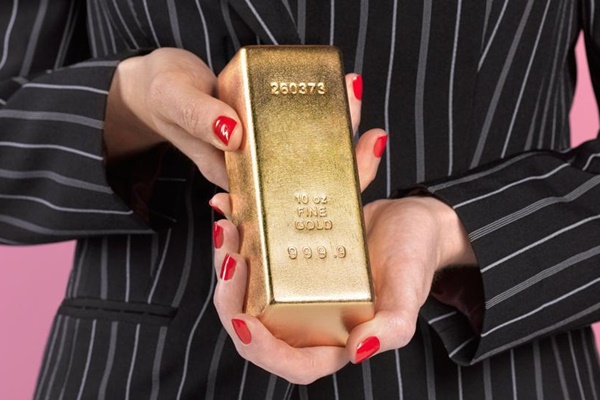 Giá vàng hôm nay 23/1: Vàng tăng sát 62 triệu đồng/lượng-1