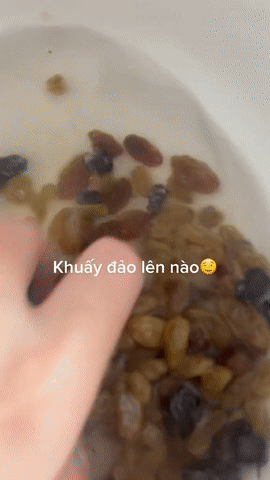 Cô gái nghe lời đồn về món nho khô rất bẩn liền lấy thau nước rửa thử và cái kết bất ngờ nhận về nhiều ý kiến trái chiều-2