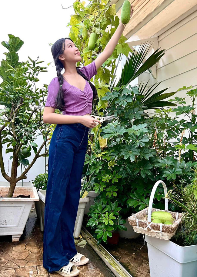 Là tiểu thư nhà giàu nhưng con gái Quyền Linh lại có tính cách bình dân giống bố, nhìn chi tiết này là thấy rõ-1