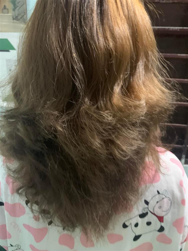 Những pha làm tóc cuối năm: Người mất Tết, người như muốn tiền đình-1