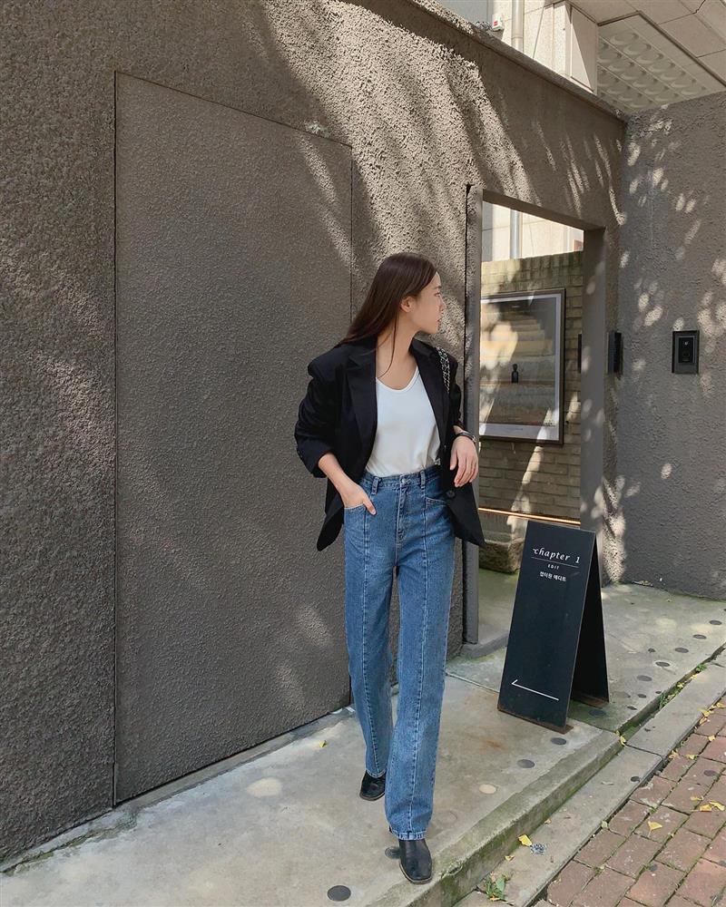 Mặc áo blazer với quần gì? 4 gợi ý sau sẽ giúp chị em sành điệu nguyên Tết-11