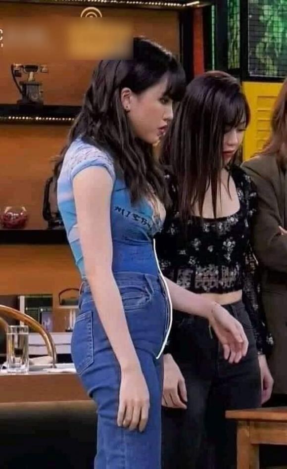 Thiều Bảo Trâm bị nghi bốc phét vì khoe vòng eo bé vô địch Vbiz-3