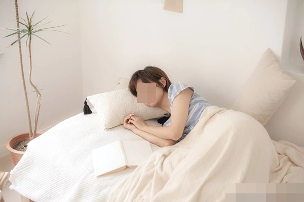 40 tuổi là giai đoạn quyết định tuổi thọ: Bất kể nam nữ, nếu thấy 4 dấu hiệu này khi đi ngủ chứng tỏ tuổi thọ ngắn, nhiều bệnh tật-1