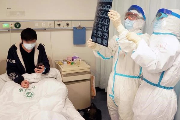 Di chứng sương mù não hậu COVID-19: Tại sao COVID-19 gây ra sương mù não? Cần làm gì để sương mù não sớm biến mất?-1