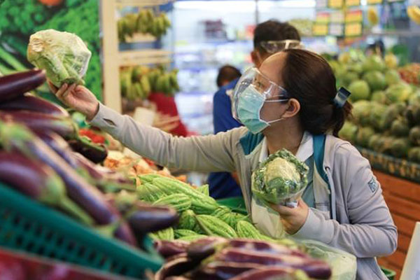 Chọn siêu thị mua rau quả an toàn, bạn sẽ rùng mình khi biết sự thật này-7