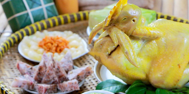 Đi chợ chọn gà ăn Tết nếu thấy con gà có 3 đặc điểm sau phải mua ngay vì chắc chắn là gà ngon sạch, lại không lo gian thương bơm nước, dùng chất tạo vàng-1