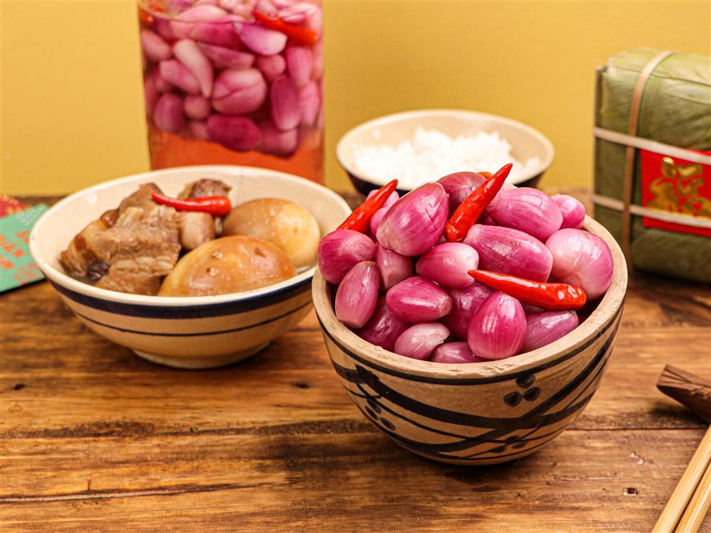 Mách chị em cách muối dưa hành giòn ngon không hăng, để được lâu không nổi váng-3