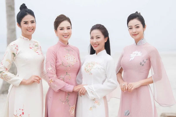 MC Mai Ngọc lên đồ mùa lạnh quá khéo, không hề lụp xụp mà còn sang chảnh và trẻ xinh ra mấy tuổi-12