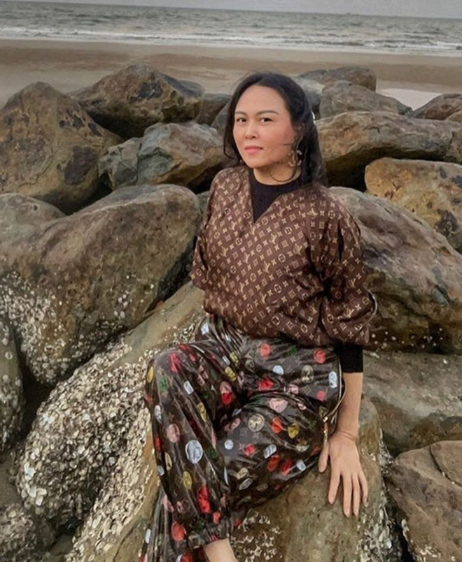 Mùa đông của Phượng Chanel thế nào: Đồ gì cũng được nhưng logo phải to!-6