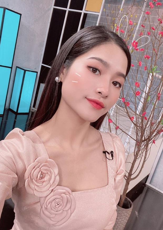 Thêm một nữ MC xinh đẹp nghỉ việc tại VTV sau 7 năm gắn bó, lý do là gì?-3