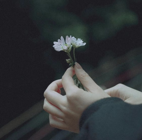 Bị bố ruột xâm hại nhiều lần, cô gái mách mẹ nhưng chỉ nhận được câu trả lời gây hoang mang, tuổi thơ kẹt giữa cuộc chiến tình - tiền khiến dư luận dậy sóng-5