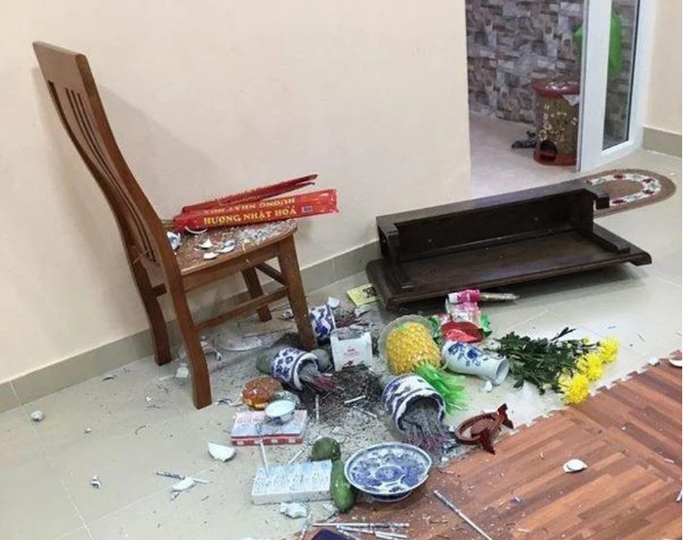 2 dấu hiệu trên bàn thờ cảnh báo bề trên trách phạt, tiền bạc ra đi, 1 dấu hiệu phát tài giàu có-1