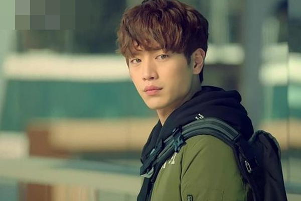 Bố qua đời để lại nhà cửa tiền bạc, tôi để em trai chọn trước, ai cũng sững sờ khi thấy sự lựa chọn của nó-1