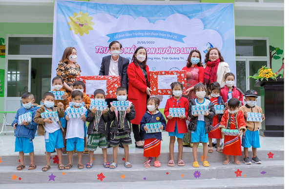 25 năm FrieslandCampina Việt Nam và công trình Đèn Đom Đóm thứ 25-2