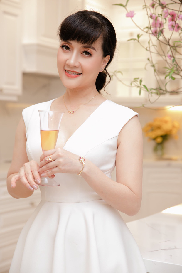 Ngỡ ngàng trước siêu biệt thự đắt đỏ của sao Vbiz: Thanh Hằng gây choáng với thiết kế độc lạ, Việt Anh không phải dạng vừa đâu-7