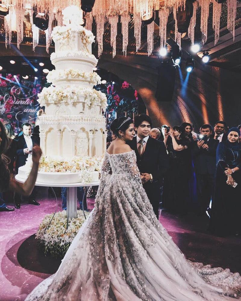 Con gái tỷ phú dầu mỏ và hôn lễ lọt top hoành tráng nhất mọi thời đại: Riêng váy cô dâu đã 13 tỷ và dàn khách mời khủng-3