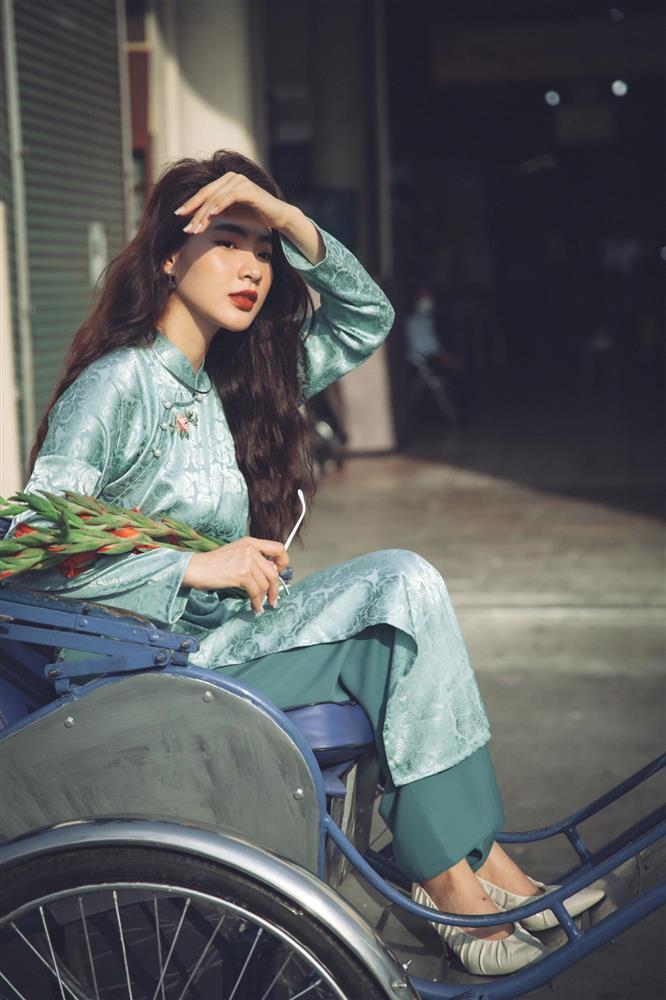 Nữ phụ xinh át cả Nhã Phương trong Cây Táo Nở Hoa: Gợi ý kiểu tóc cực hợp khi diện áo dài-1