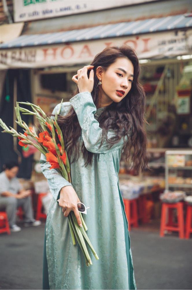 Nữ phụ xinh át cả Nhã Phương trong Cây Táo Nở Hoa: Gợi ý kiểu tóc cực hợp khi diện áo dài-4