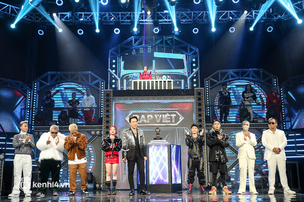 Seachains team Karik chính thức đăng quang Quán quân Rap Việt mùa 2!-1