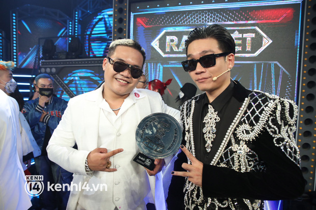 Seachains team Karik chính thức đăng quang Quán quân Rap Việt mùa 2!-8